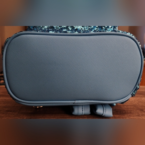 Disney Cruiseline Loungefly Mini Backpack - Picture 6 of 6